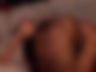 Luna Ruso's Live Sex Cam Show
