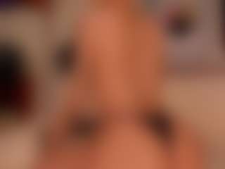 Luna Ruso's Live Sex Cam Show