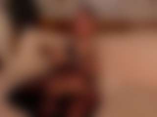 Luna Ruso's Live Sex Cam Show