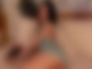 Luna Ruso's Live Sex Cam Show