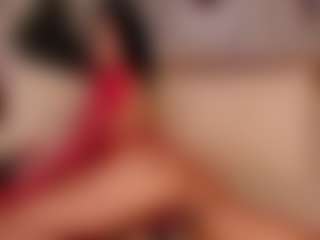 Live cam show with Luna Ruso - Cowgirl on eurowanks.com