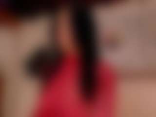 Live cam show with Luna Ruso - Nipple Piercings on crypto-cams