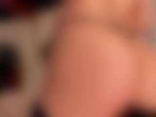 Luna Ruso's Live Sex Cam Show