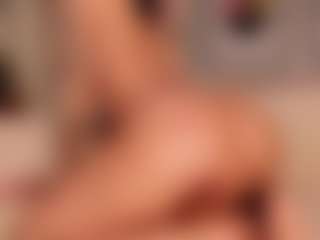 Luna Ruso's Live Sex Cam Show