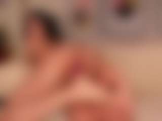 Luna Ruso's Live Sex Cam Show
