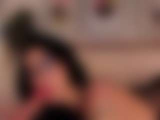 Luna Ruso's Live Sex Cam Show
