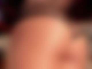 Live cam show with Luna Ruso - Ass Clapping on SpunkLive