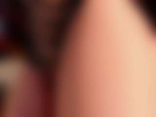 Luna Ruso's Live Sex Cam Show