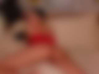 Live cam show with Luna Ruso - Rub on Camsoda
