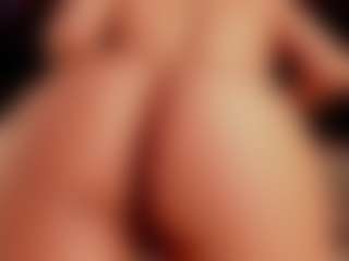Luna Ruso's Live Sex Cam Show