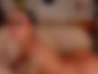 Luna Ruso's Live Sex Cam Show