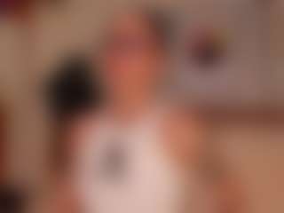 Live cam show with Luna Ruso - White on SpunkLive | colombia