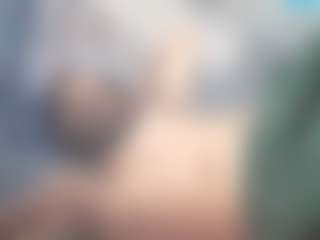 Live cam show with Saxyjemas - Black Hair on AdultVida.com