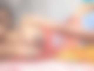 Live cam show with Saxyjemas - Spank on Milfs Live