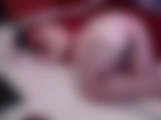 Live cam show with Kittie Purry - Dp on CamSodaAdn