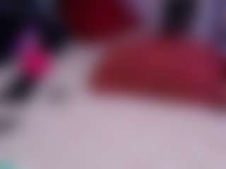 Live cam show with Kittie Purry - Body Massage on Camsoda