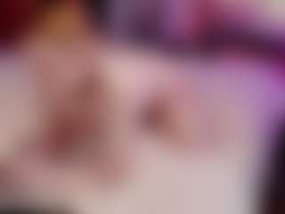Live cam show with Kittie Purry - Blue Eyes on Gym Cam Girls
