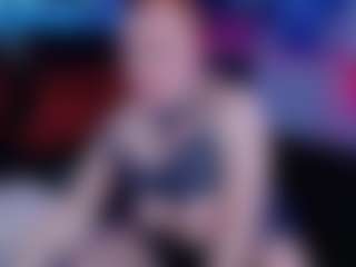 Live cam show with Kittie Purry - Red Hair MILF on AdultVida.com