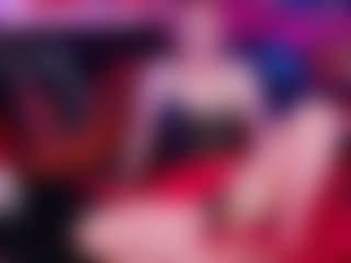 Live cam show with Kittie Purry - Body Massage on LiveSexCams6