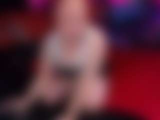 Live cam show with Kittie Purry - Red Hair on Camsoda