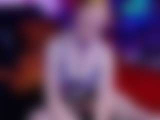 Live cam show with Kittie Purry - Muscle on Camsoda