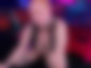 Live cam show with Kittie Purry - Red Hair on Camsoda