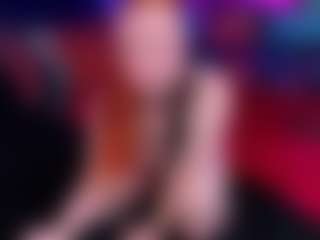 Live cam show with Kittie Purry - Red Hair MILF on Camsoda