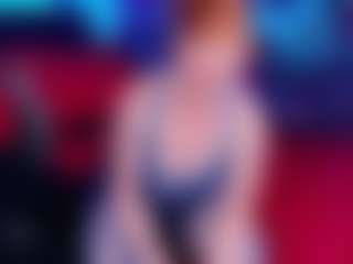 Live cam show with Kittie Purry - Muscle on intimatelivegirls.com