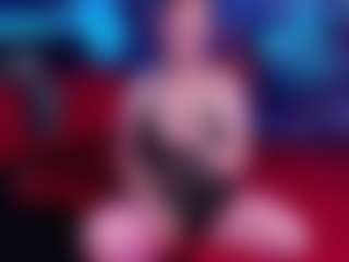 Live cam show with Kittie Purry - Red Hair MILF on Camsoda