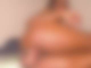 Live cam show with MichaelaCox - Ebony on Camsoda | colombia