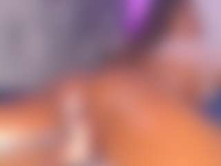 Live cam show with MichaelaCox - Ebony on CamClone | colombia