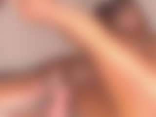 MichaelaCox's Live Sex Cam Show