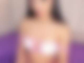 Live cam show with Annie-Queen - Horny on milfzrlive.com