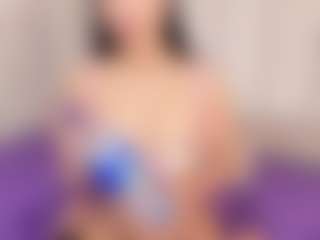 Live cam show with Annie-Queen - Latina on xDating | colombia