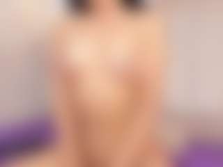 Live cam show with Annie-Queen - Horny on Spunkpage