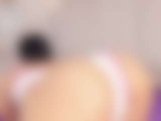 Live cam show with Annie-Queen - Thin on Latina Girls