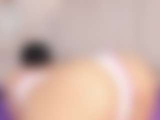Live cam show with Annie-Queen - Lovense on Camsoda