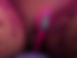 Live cam show with Annie-Queen - Petite on CSO-WL