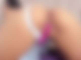 Annie-Queen's Live Sex Cam Show