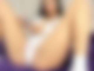 Live cam show with Annie-Queen - Young Adult on CamwithHer