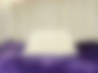 Live cam show with Annie-Queen - Big Ass on TeamSkeetLive