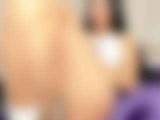 Live cam show with Annie-Queen - Cute on Camsoda