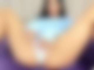Live cam show with Annie-Queen - Public Lovense on TastyBlacksLive