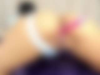 Live cam show with Annie-Queen - Cute on nudelive.tv