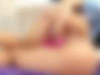 Live cam show with Annie-Queen - Small on Camsoda