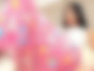Live cam show with Annie-Queen - Flashing on camwithhim.com