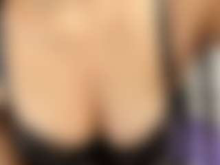 Annie-Queen's Live Sex Cam Show