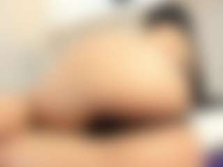 Live cam show with Annie-Queen - Oil on camwithhim.com