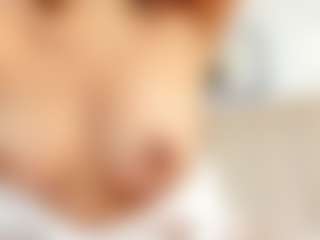 Live cam show with Annie-Queen - Shaved Pussy Teen (18+) on Camsoda Late Night