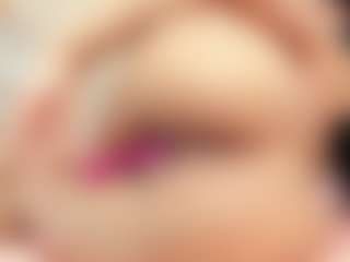 Live cam show with Annie-Queen - Gamer Latina on x69.live | colombia